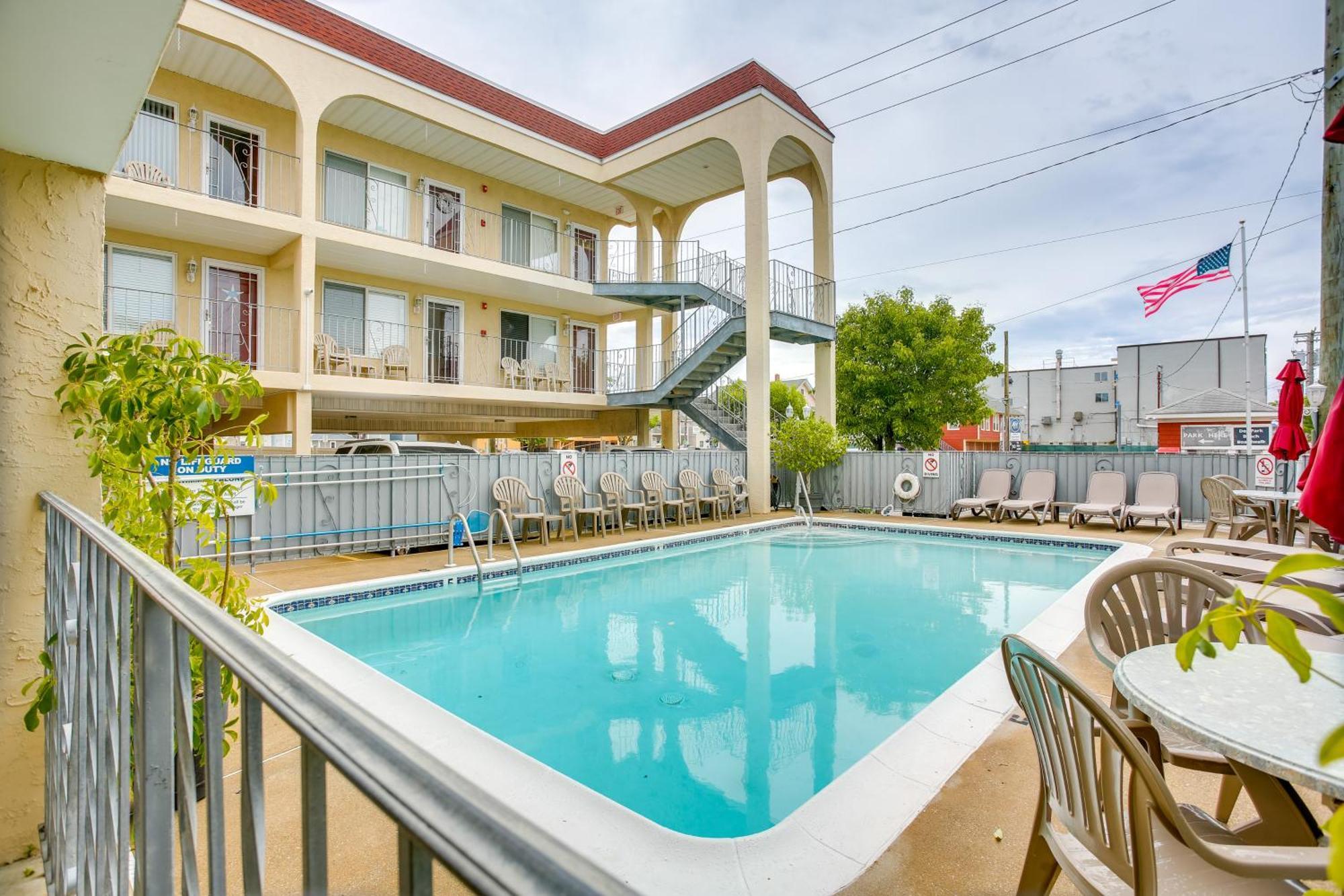 Quaint Wildwood Condo About Walk To Beach! Luaran gambar