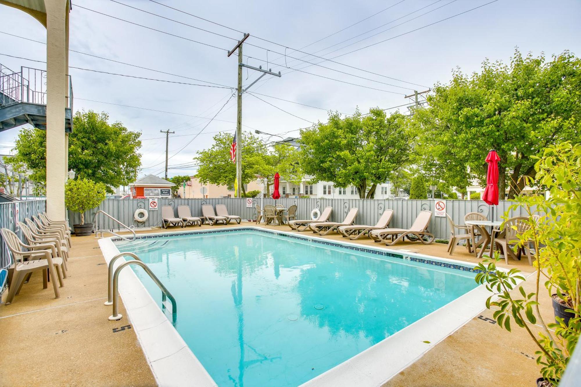 Quaint Wildwood Condo About Walk To Beach! Luaran gambar